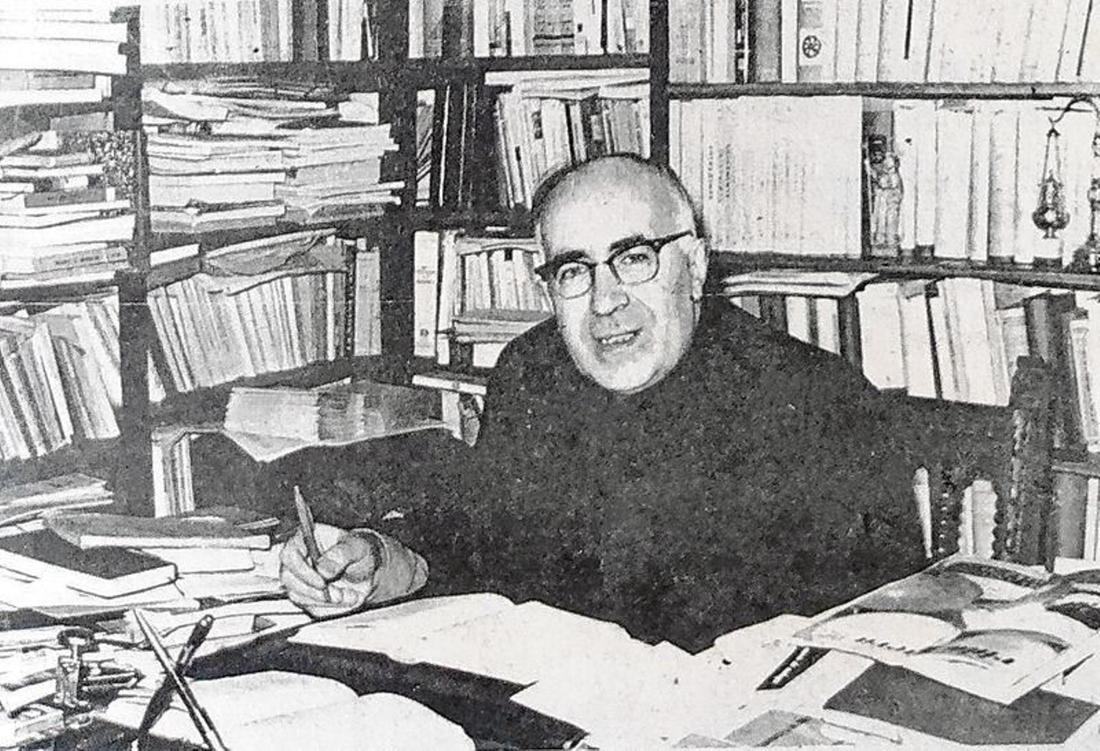 Don Miguel, en su despacho.