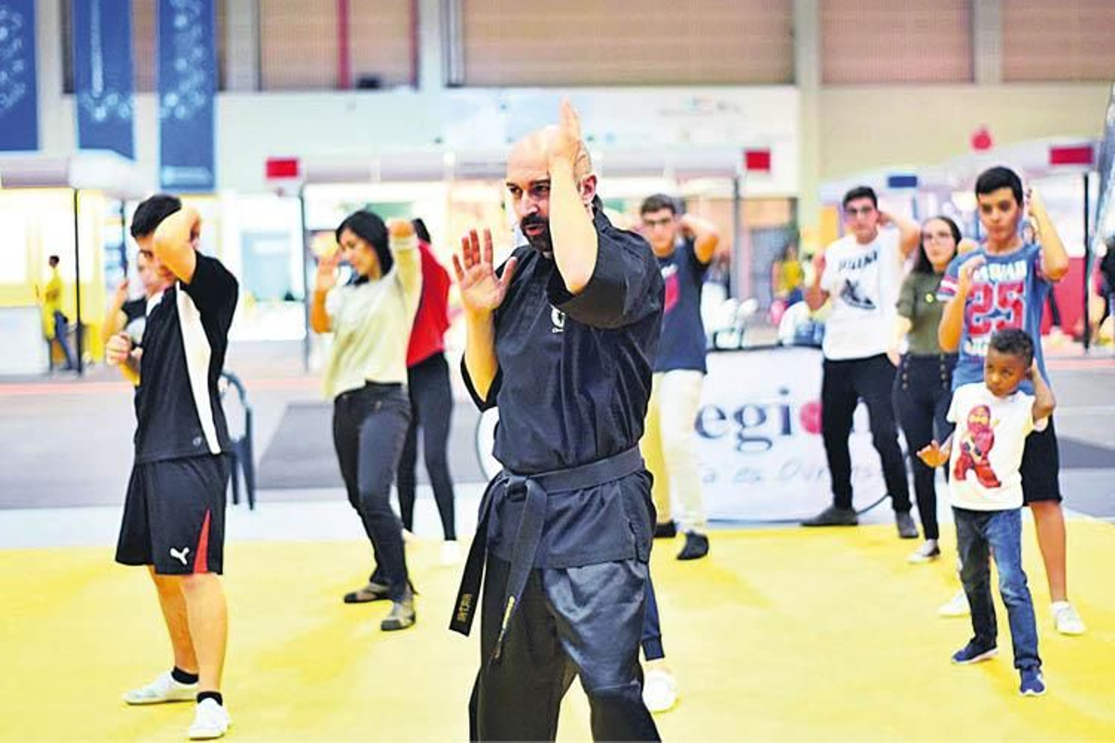 Defensa personal para mujeres