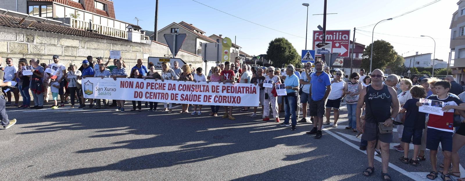 Los vecinos de Coruxo protagonizaron varias movilizaciones de protesta en la parroquia.