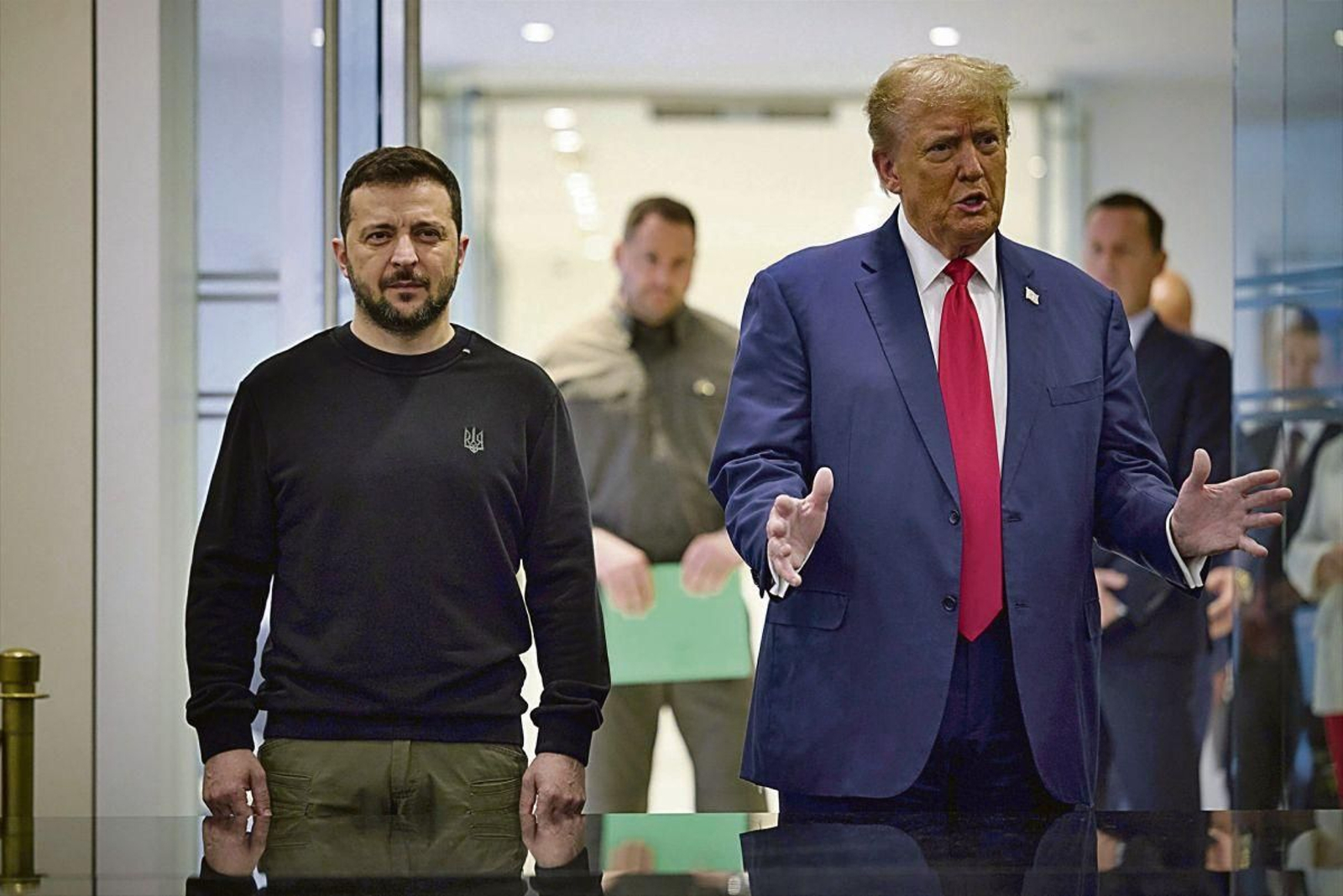 El presidente de Ucrania, Volodimir Zelenski y el de EEUU, Donald Trump en un encuentro anterior.