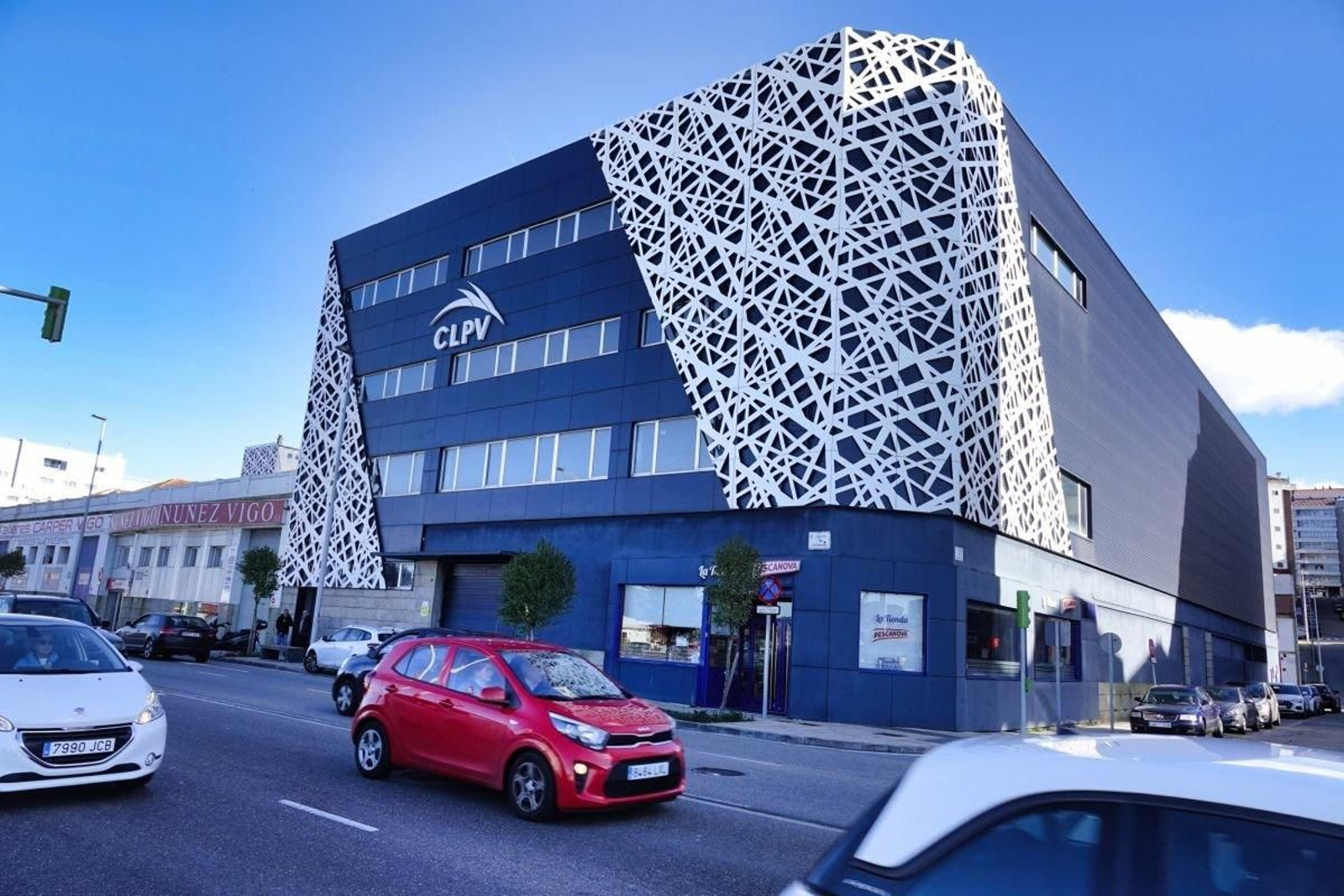 La nave frigorífica de CLPV, una de las empresas instaladas en Beiramar.