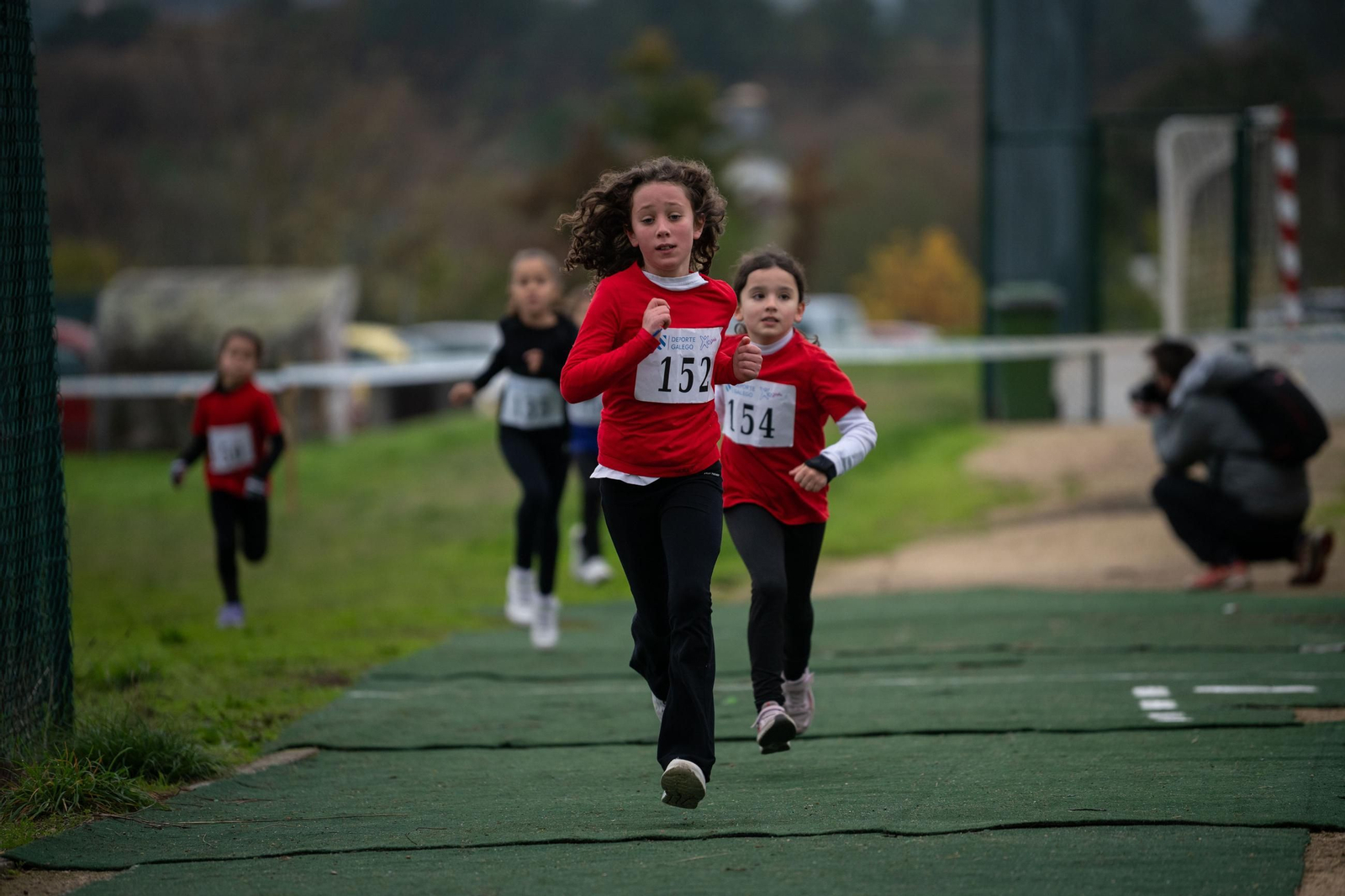 Galería | El cross escolar sigue con sus finales comarcales en Pereiro de Aguiar