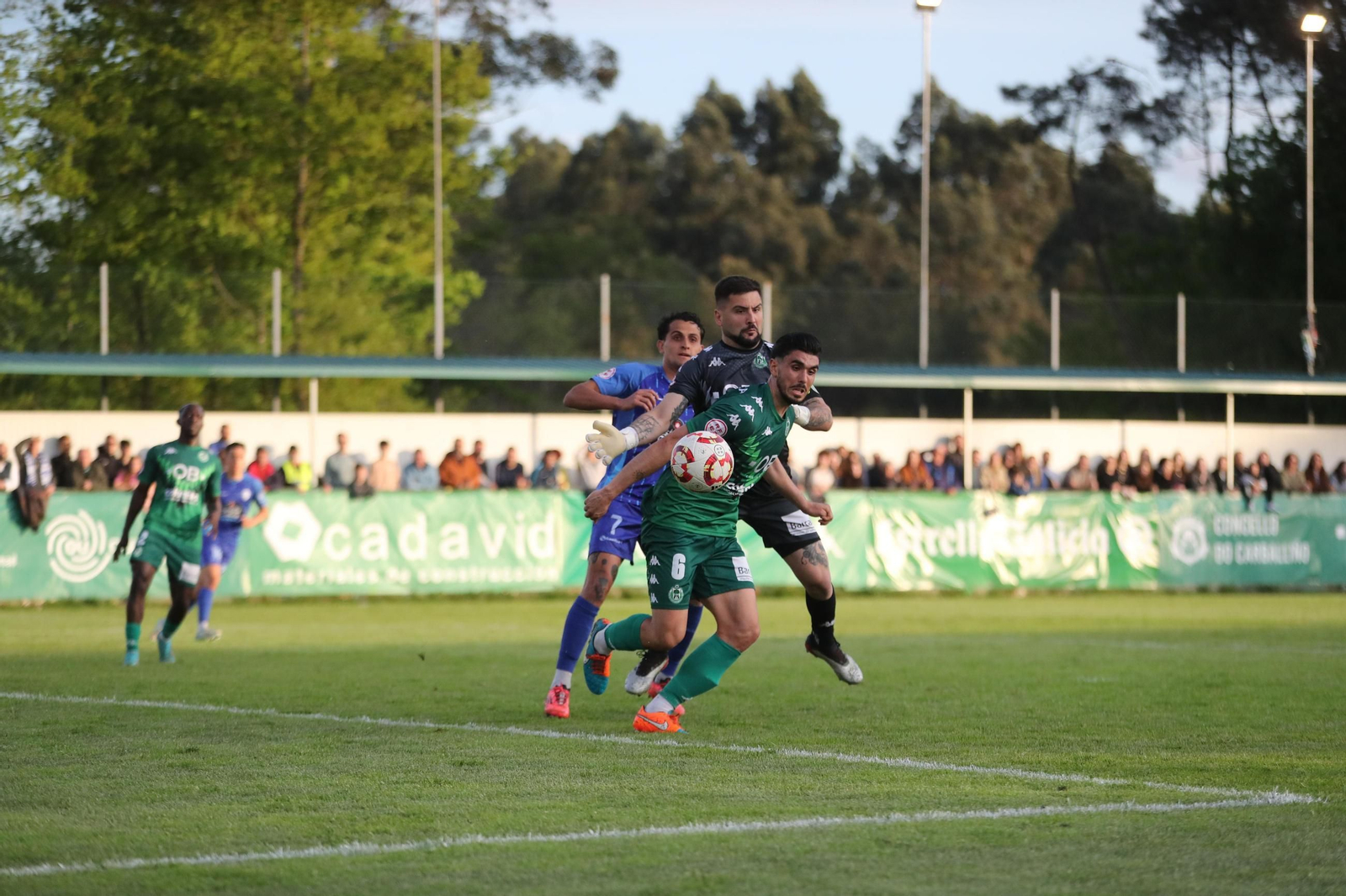 Galería | Empate a uno entre el CD Arenteiro y Ourense CF en el derbi termal