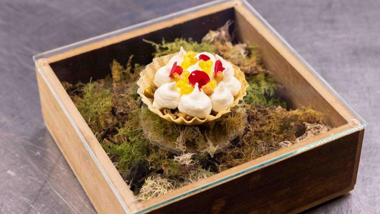 Tapa de Ferrol: "Os polos opostos"