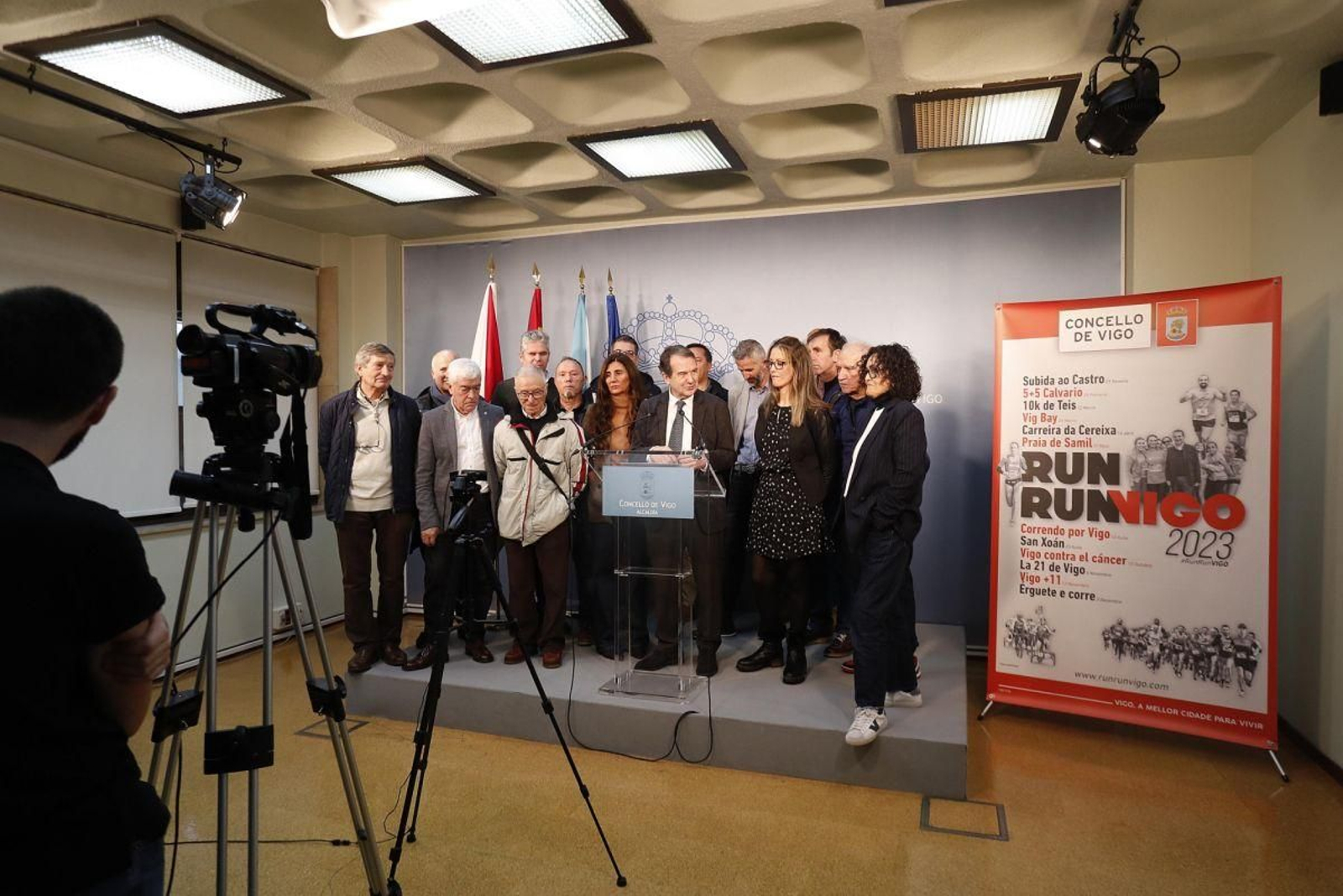 Abel Caballero presentó el certamen de 2023 del Run Run Vigo.