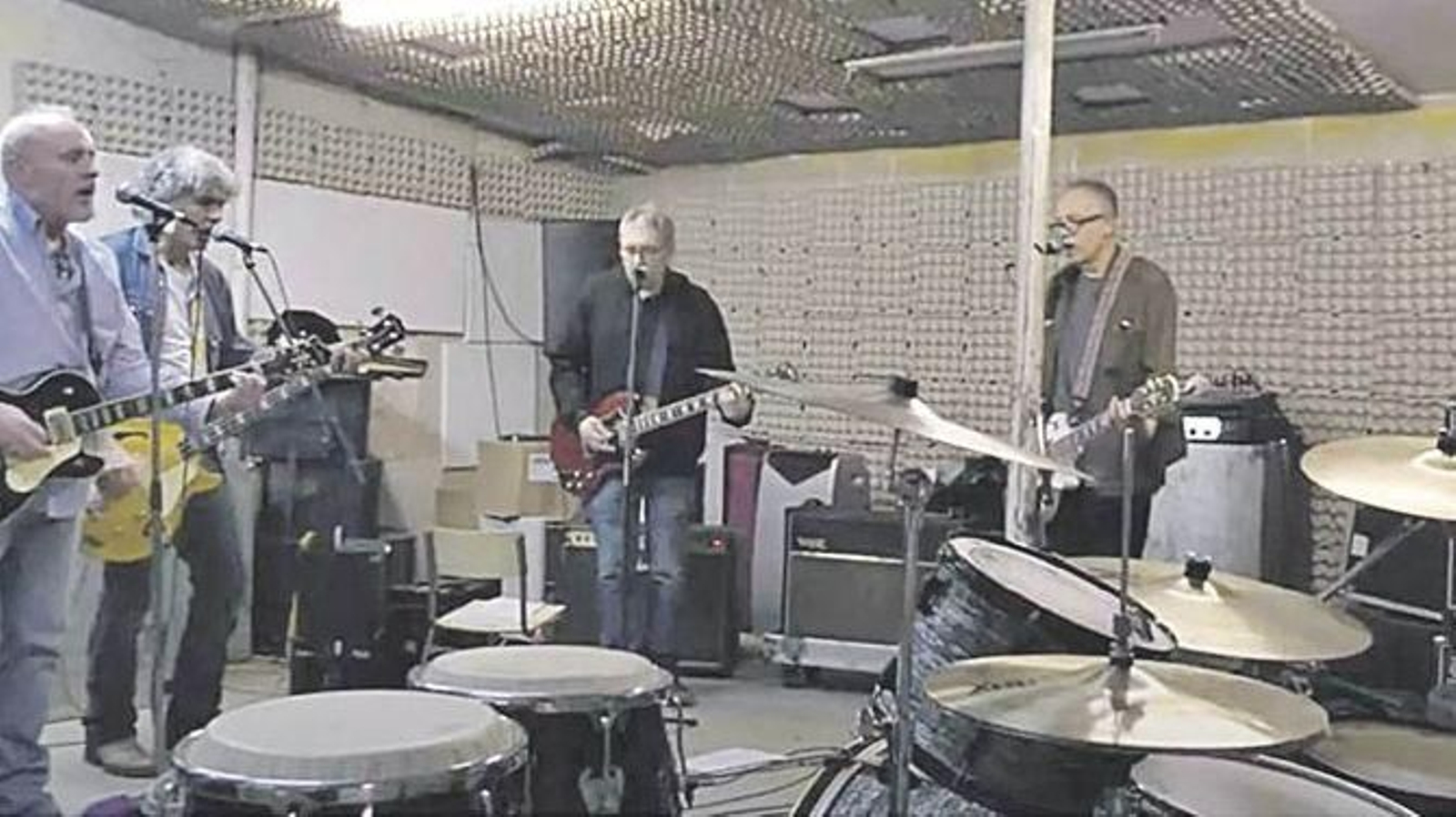 Javier Soto, Óscar Avendaño, Miguel Costas y Julián Hernández, en el ensayo del reencuentro en 2022.