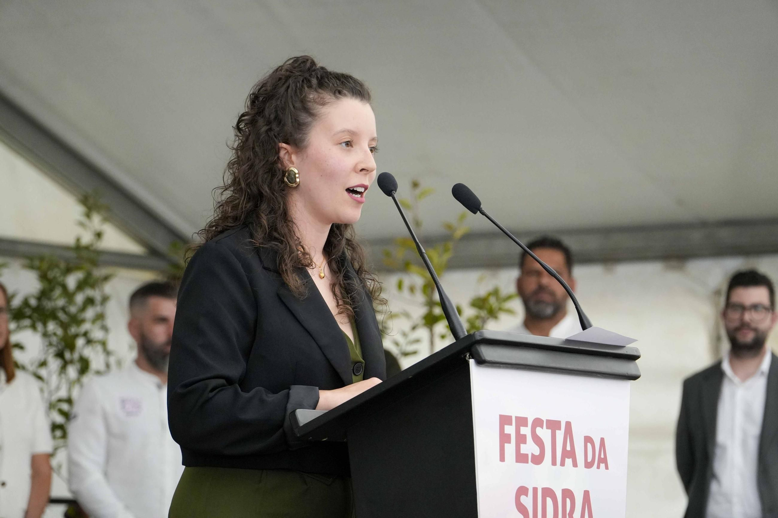 Galería | La Festa da Sidra triunfa en Bembrive con 1.000 litros repartidos