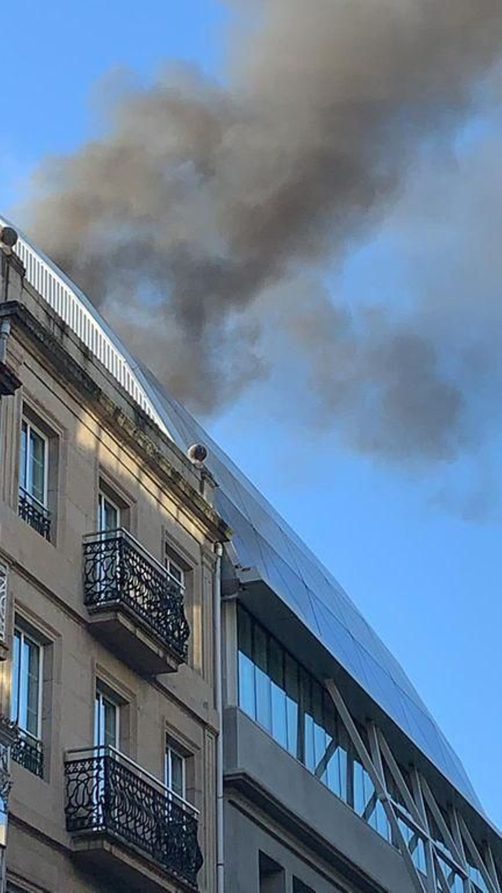 Un incendio se desata en la sede del Celta