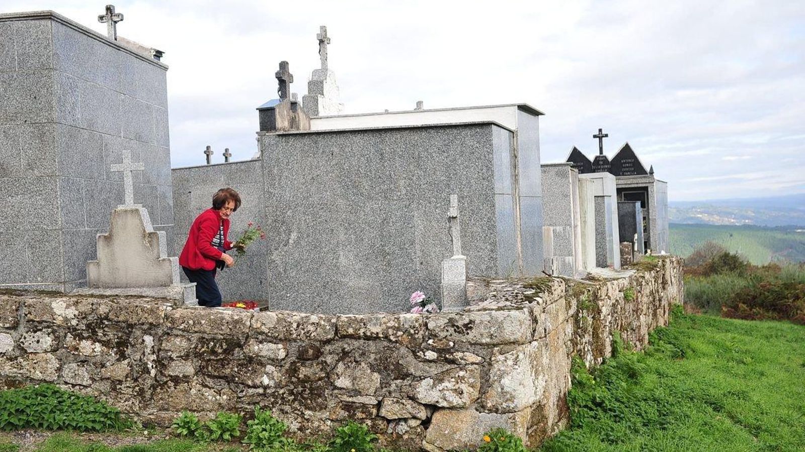 ALBERGUERÍA (NOGUEIRA DE RAMUÍN) 28/10/2019.- Escenarios para morirse en la Ribeira Sacra. José Paz