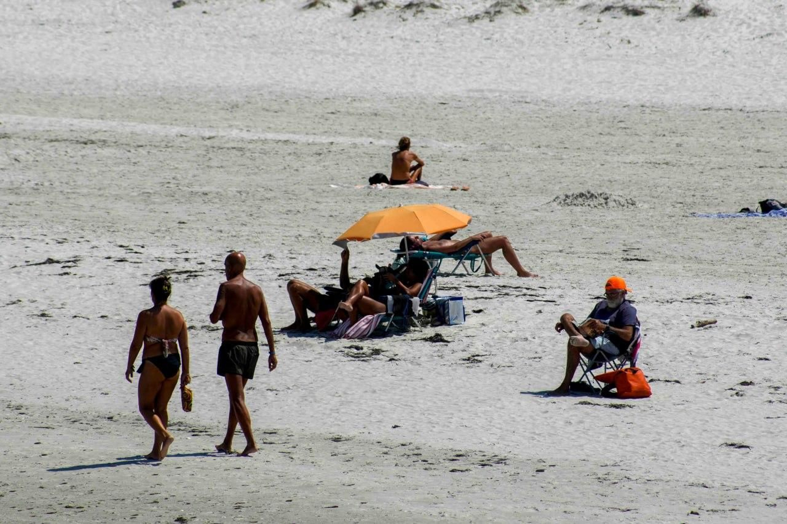 Galería | Vigo busca refugio del calor en sus playas