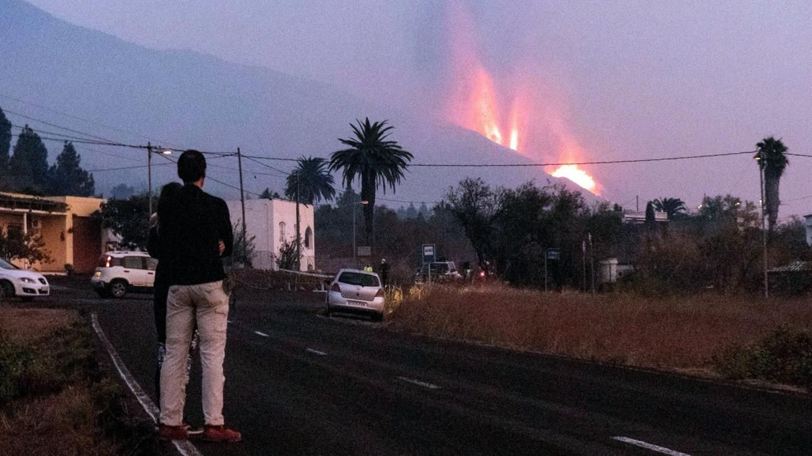 Preocupación por si cambia el viento y baja la calidad del aire en La Palma. EFE/MIGUEL CALERO