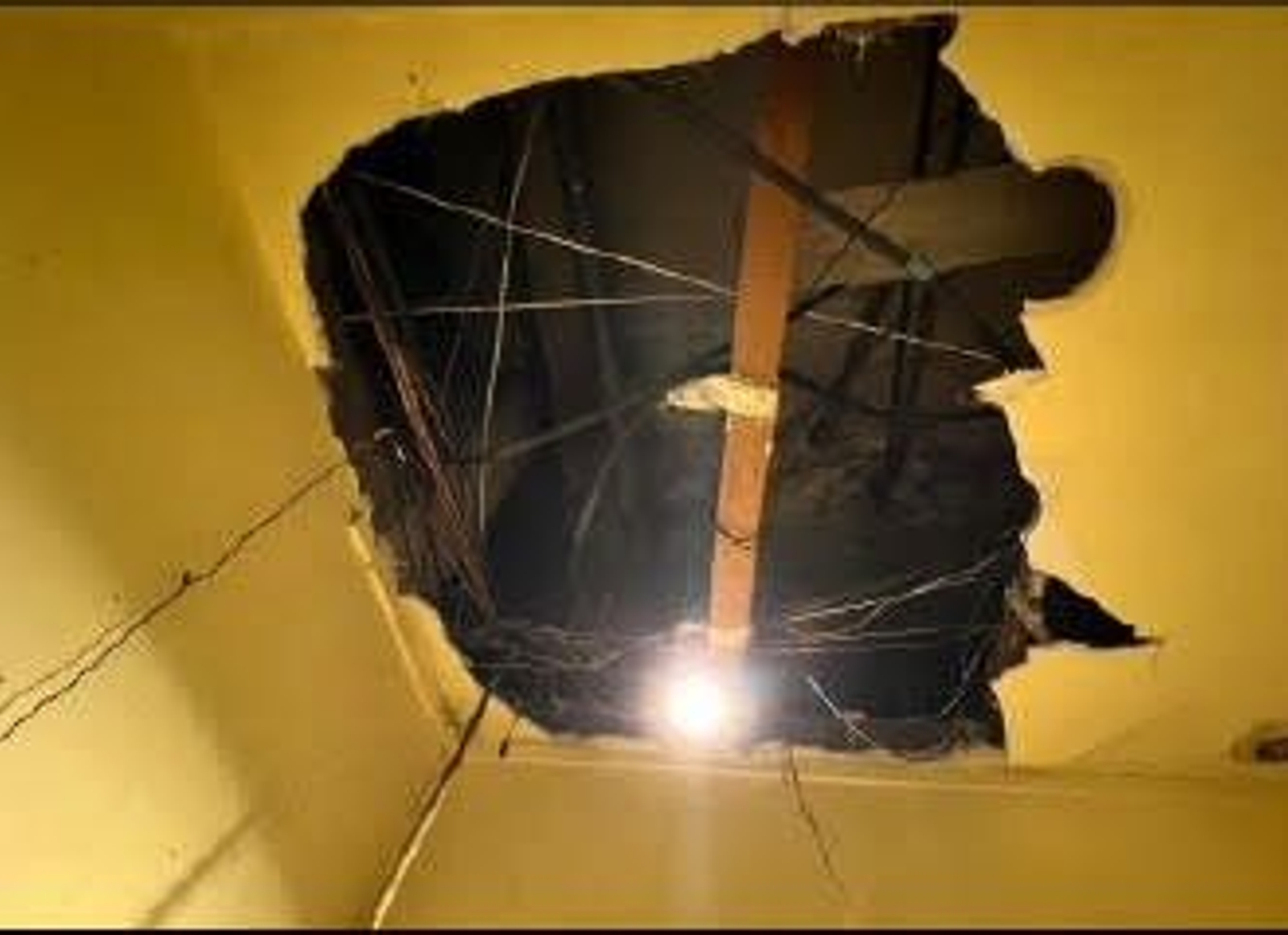 Galería | Fotos del interior del club de alterne El Descanso en el que la Policía Nacional desmanteló una red de prostitución
