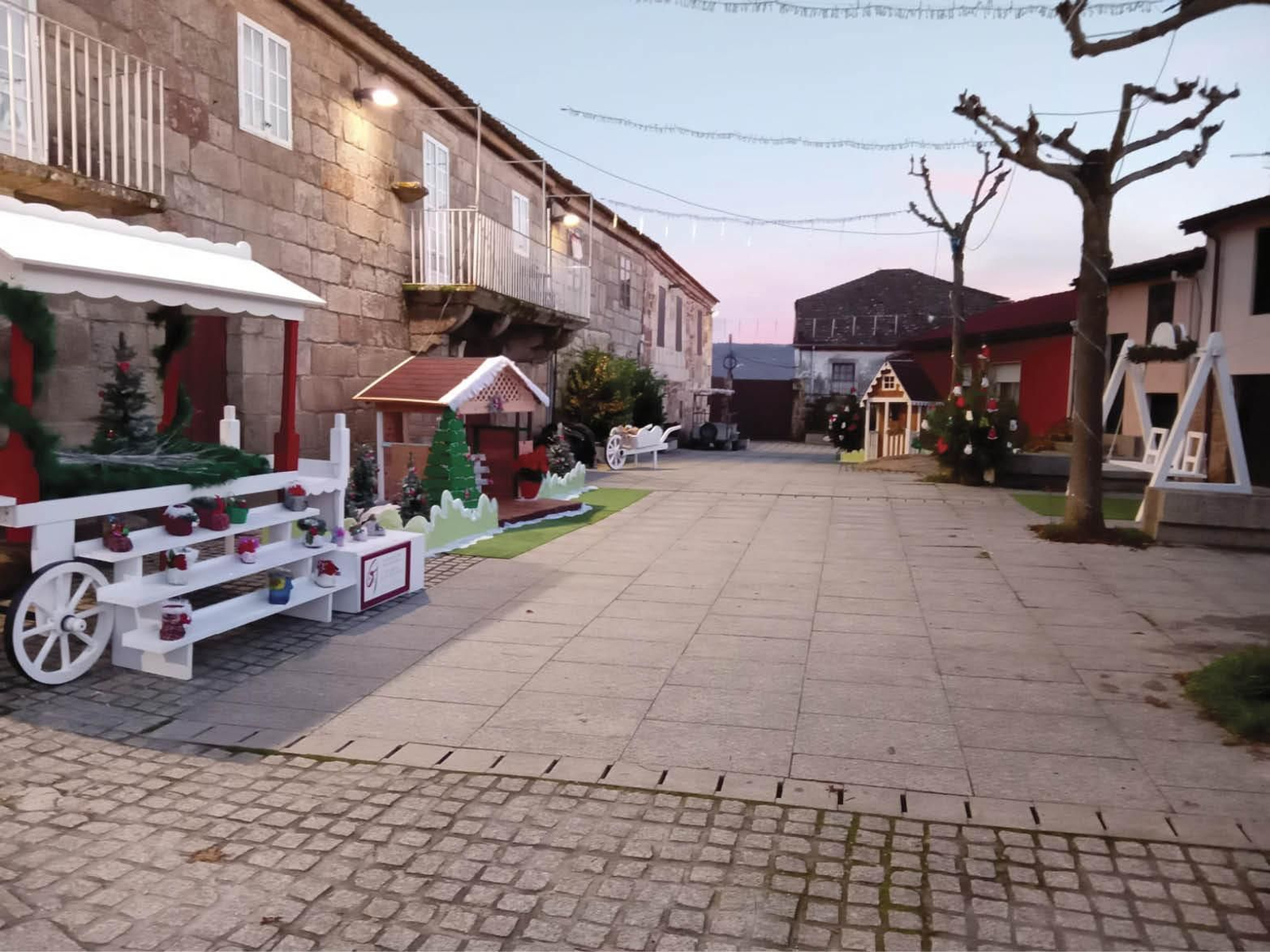 El poblado navideño, una de las novedades del burgo medieval.