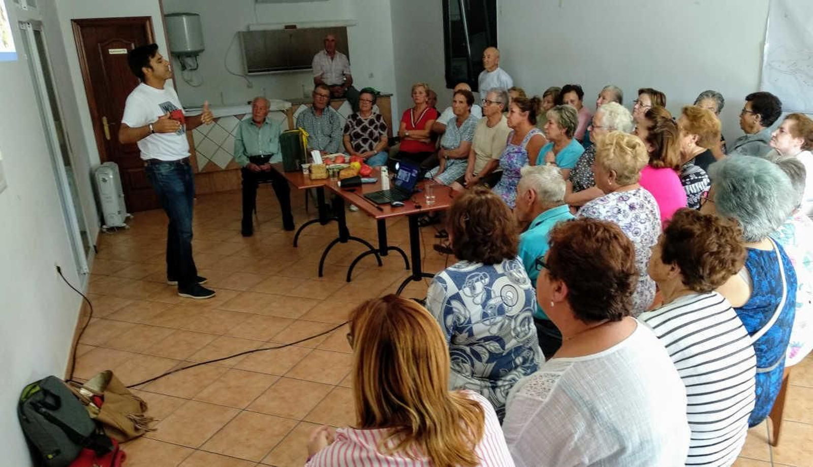 Unas cuarenta personas asistieron a la formación impartida por Pablo García Vivanco.