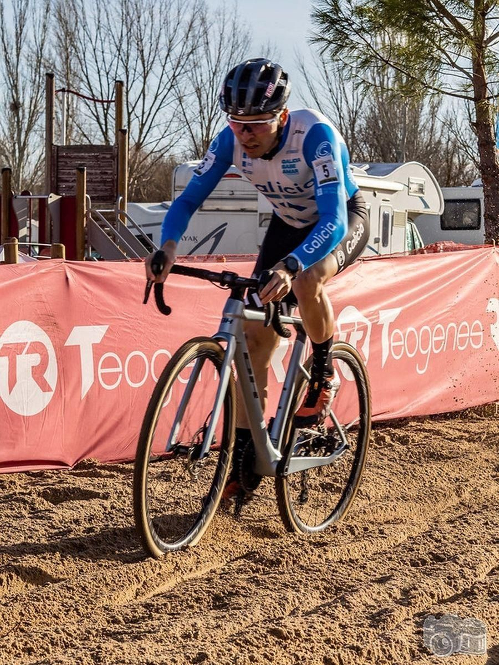 Miguel Rodríguez, en pleno esfuerzo, en la jornada de ayer.