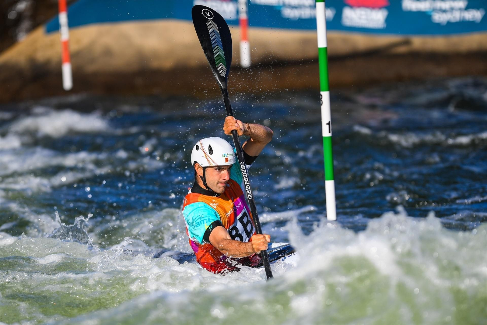Miquel Travé durante la prueba de eslalon de C1 en piragüismo donde conquistó la medalla de oro.