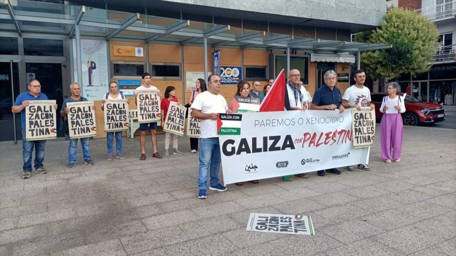 La concentración se desarrolló en la Praza do Concello.