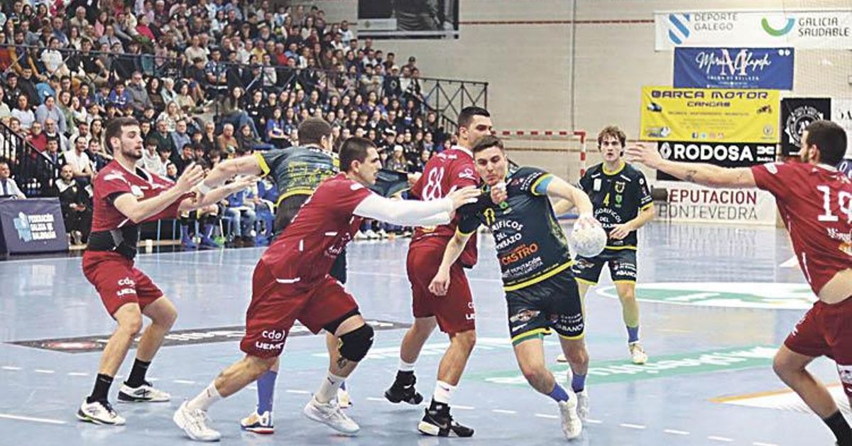 Victoria del Cangas en un final de infarto