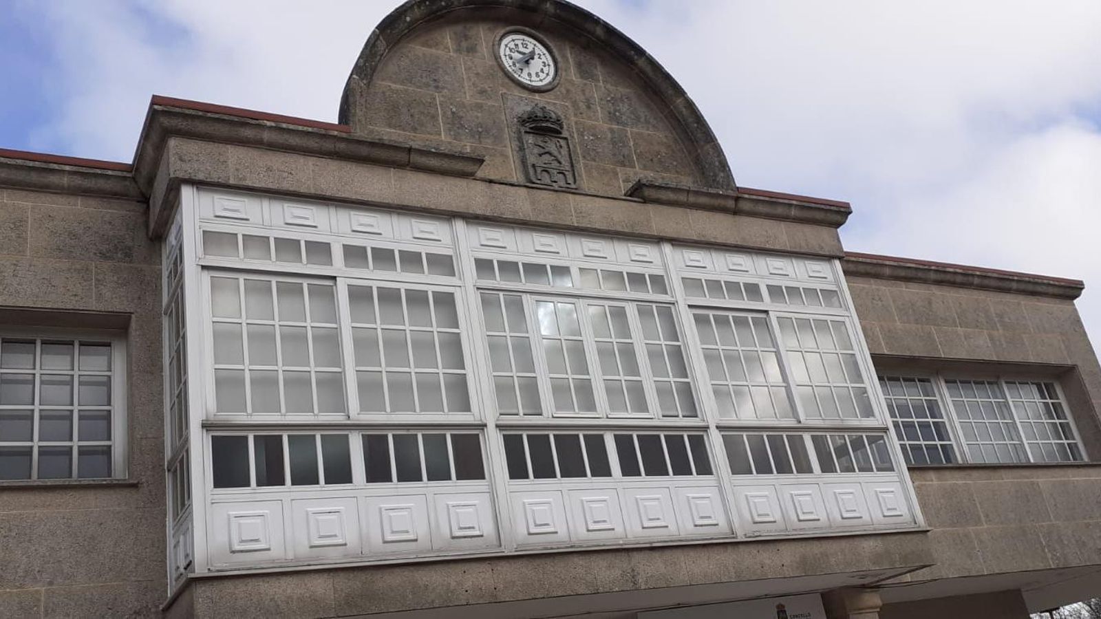 Dozon. Ayuntamiento web