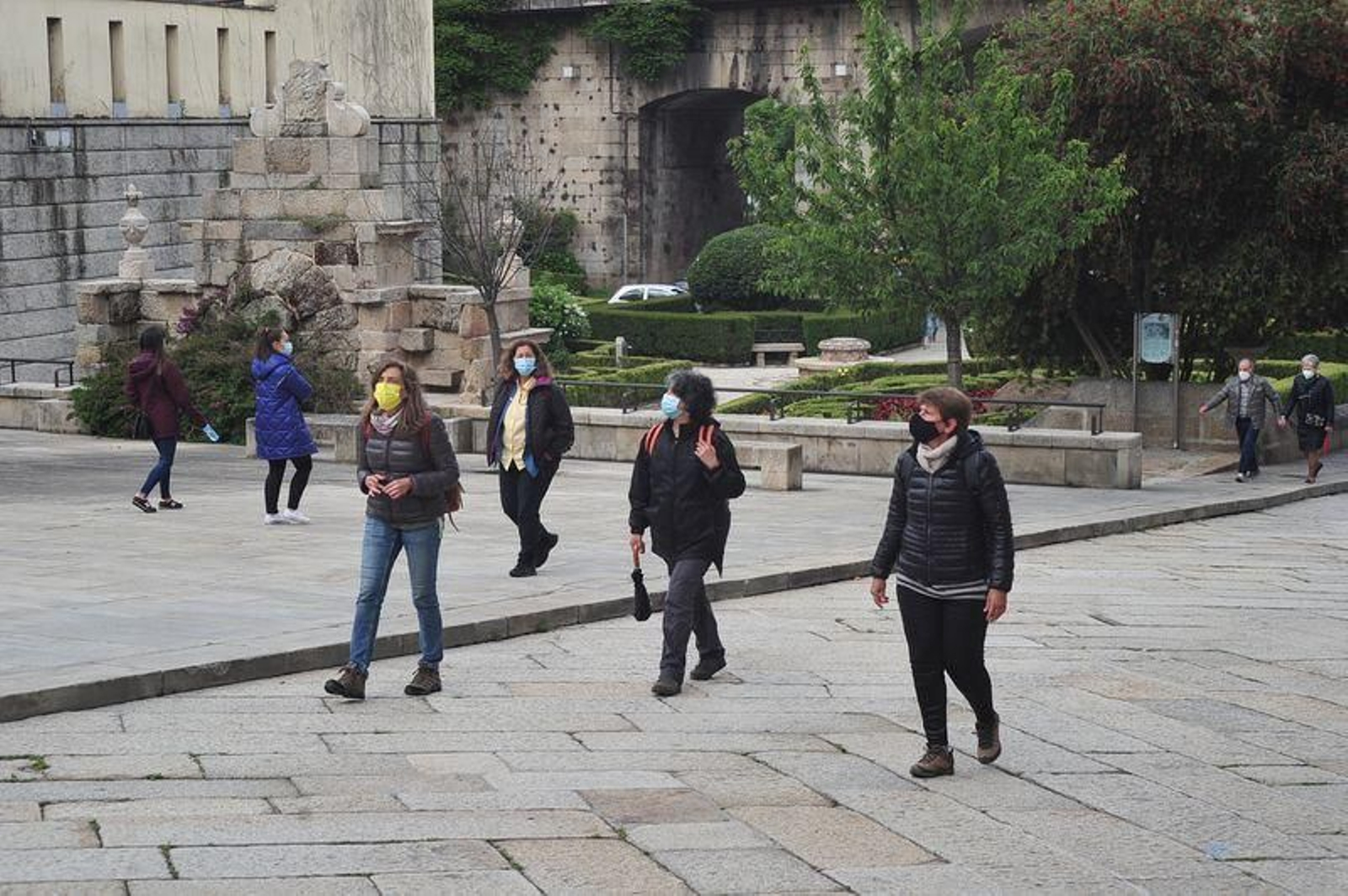 Tímida presencia de turistas en Ourense // FOTO: JOSÉ PAZ