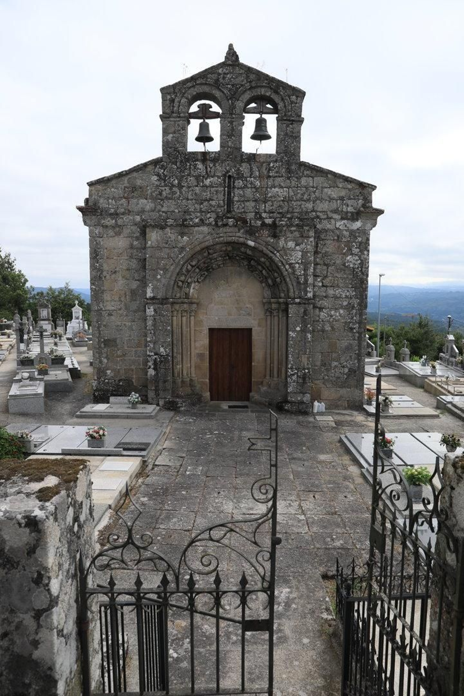 Igrexa de Gustei. José Paz