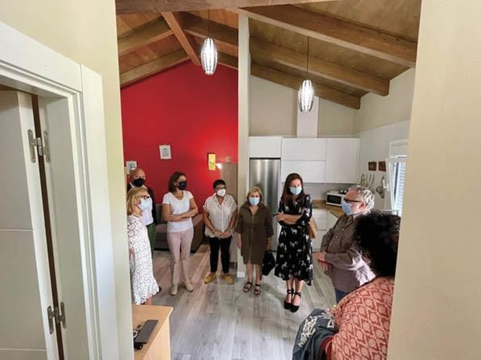 Visita a la casa rehabilitada en Cartelle.