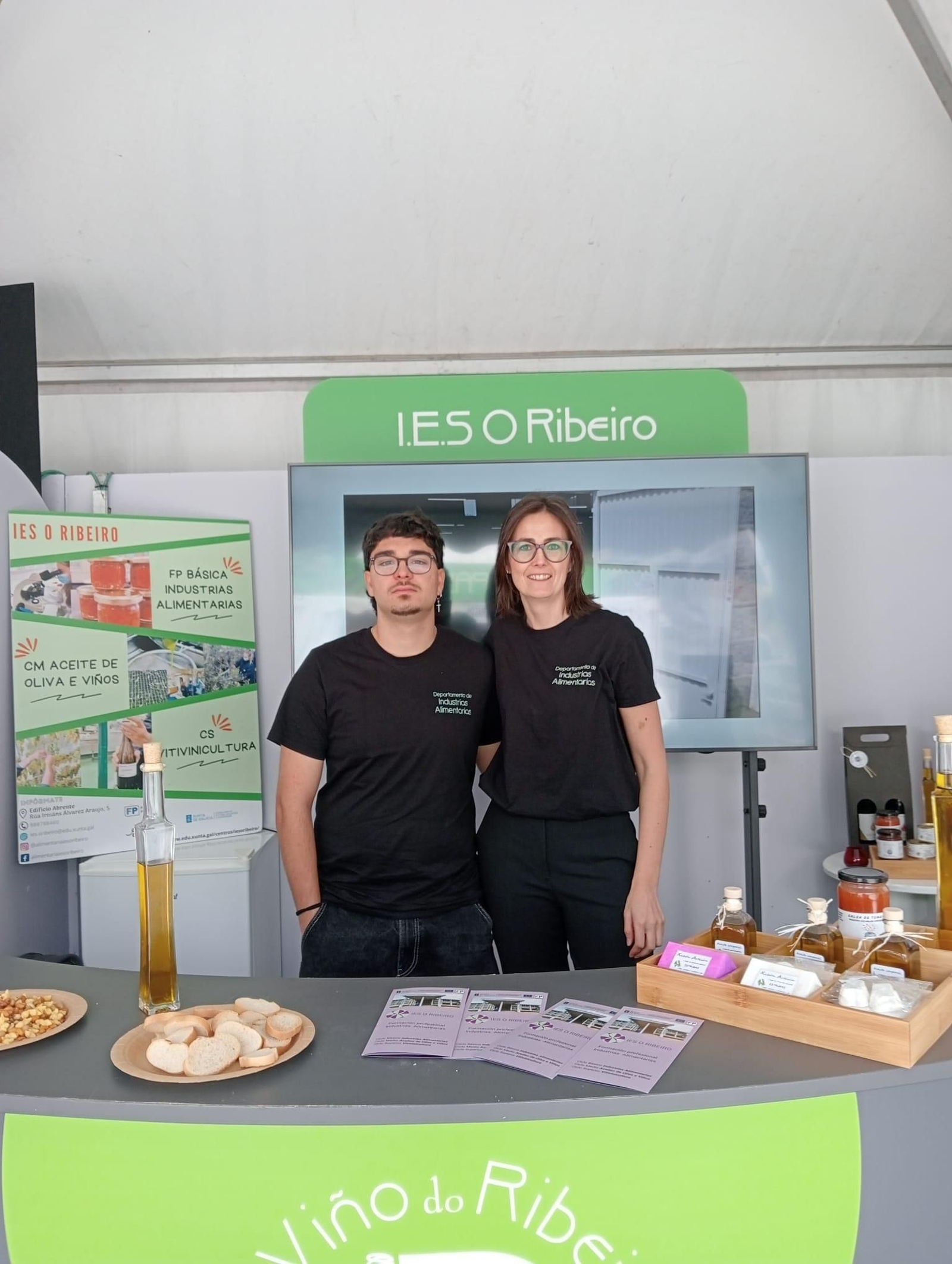 O IES O Ribeiro participou na Feira do Viño de Ribadavia