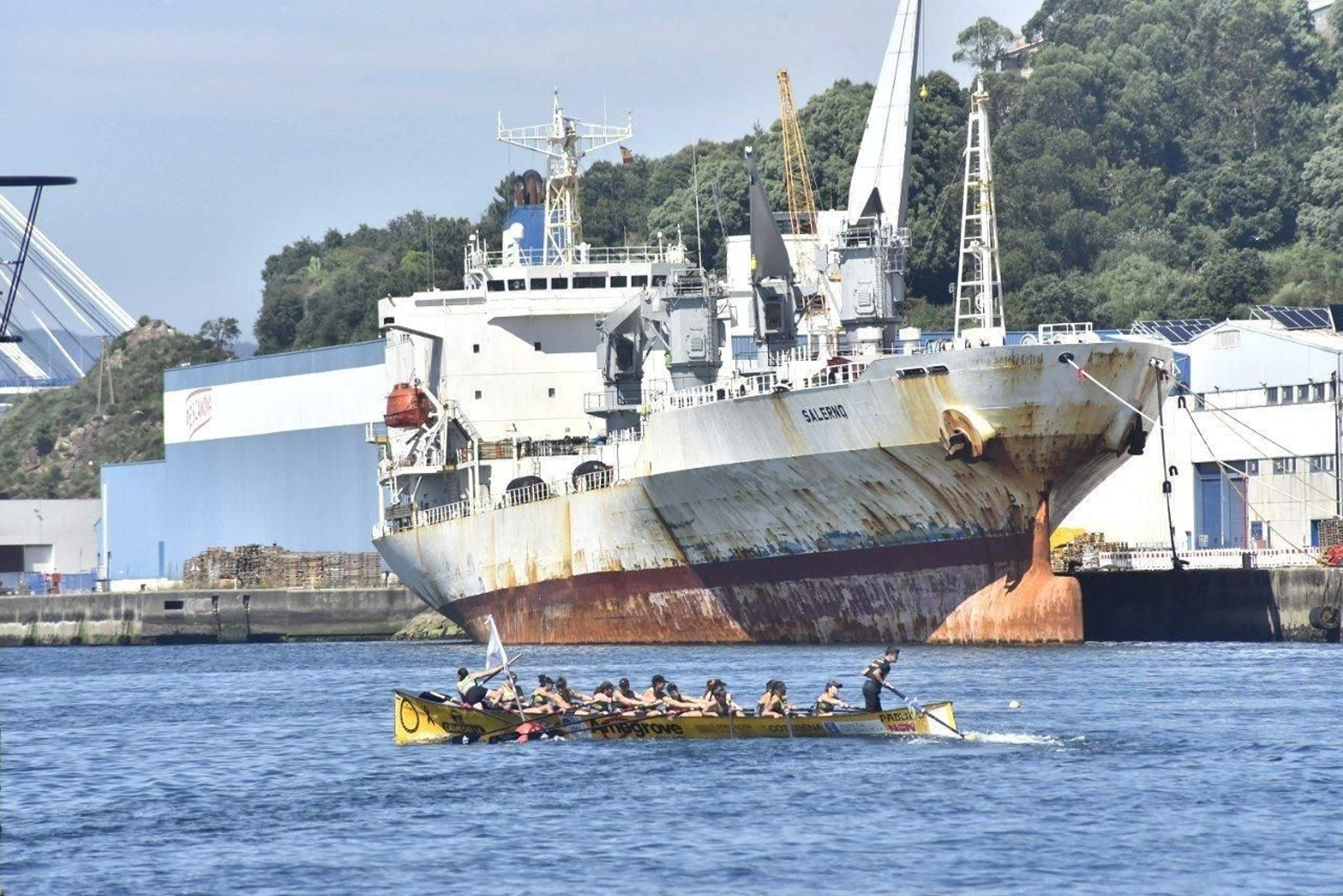 Traiñeiras en Redondela.