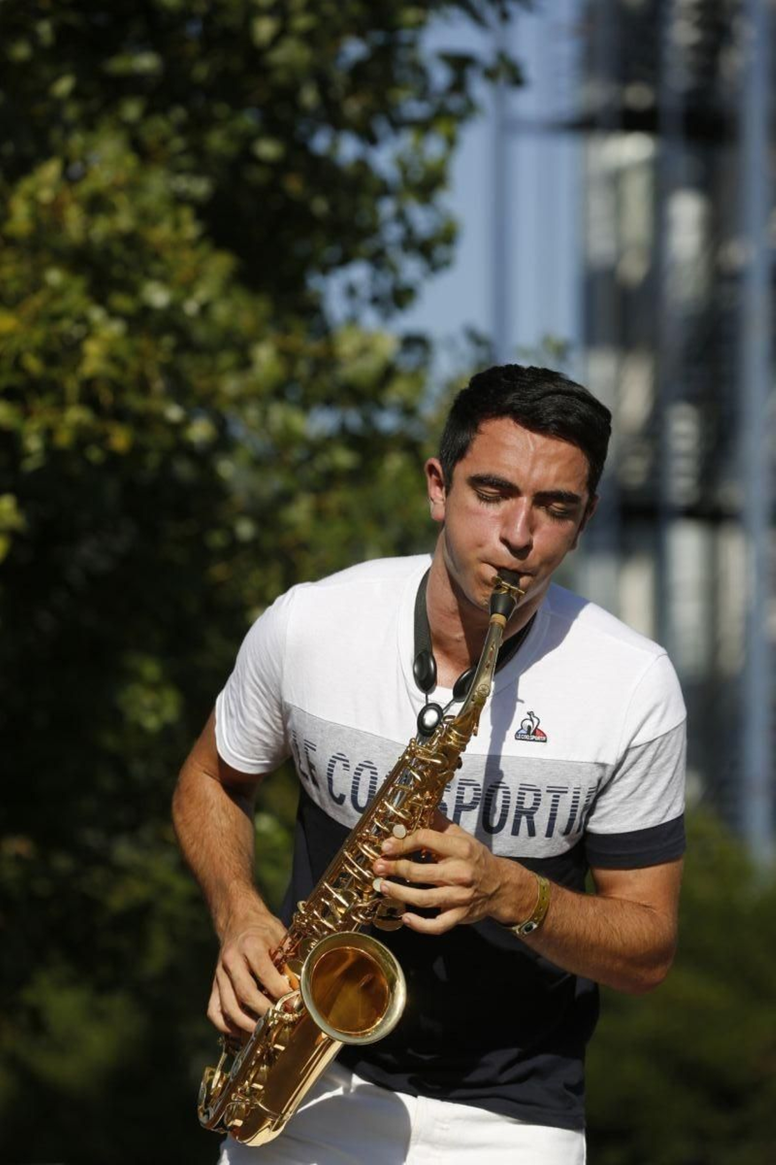 El saxo del Campus de Ourense. MARCOS ATRIO