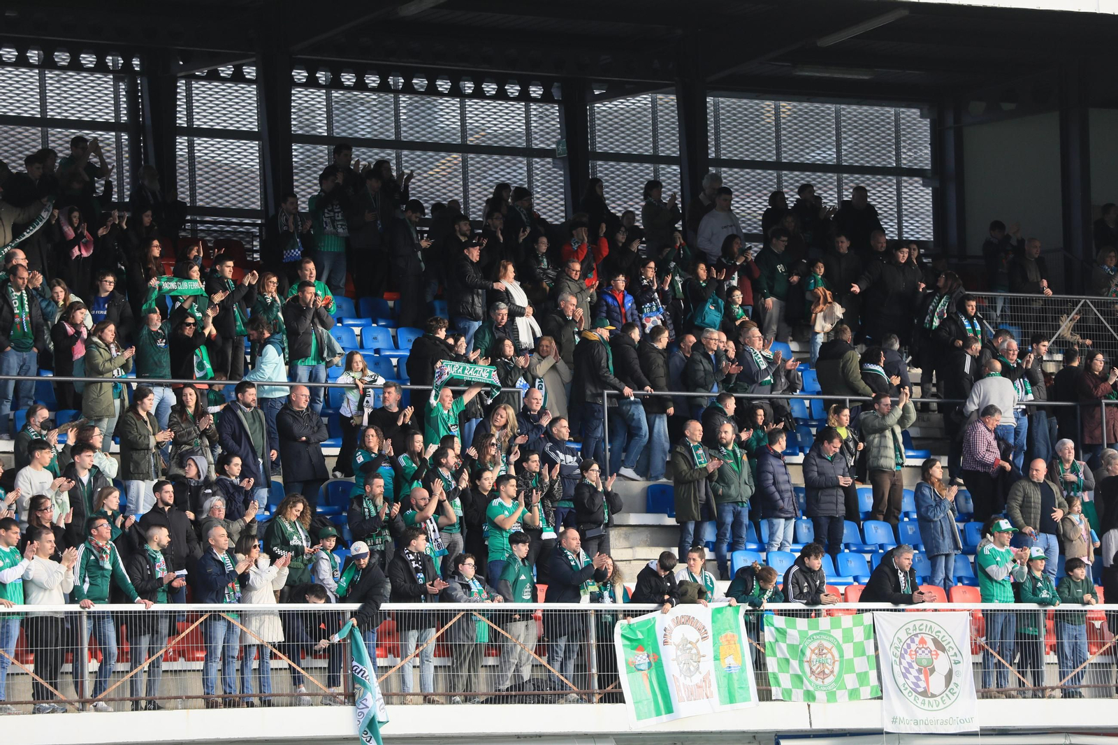 Galería | Así se vivió el derbi gallego en O Couto, en imágenes