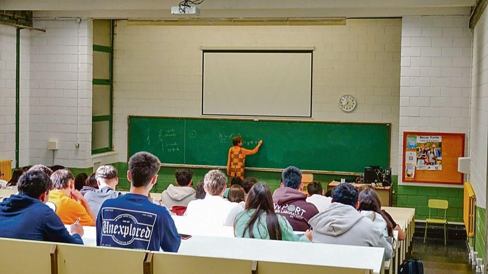 Imagen de archivo de una clase de la Escuela de Ingeniería Industrial de la UVigo.