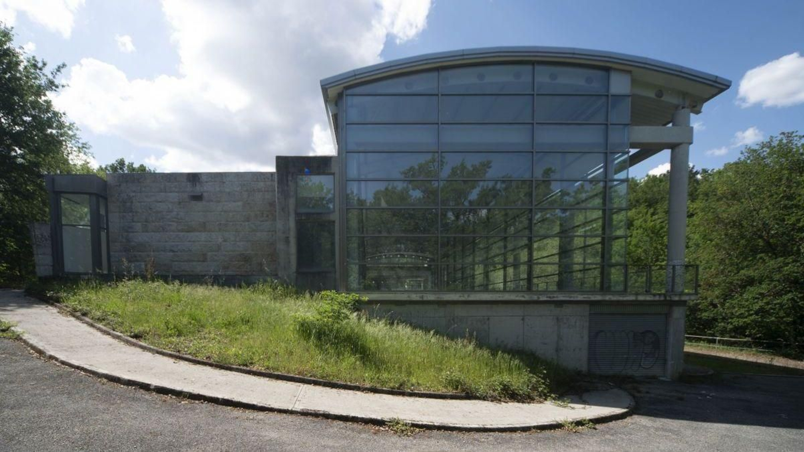 Instalaciones del Balneario de Berán, construido hace casi 20 años.