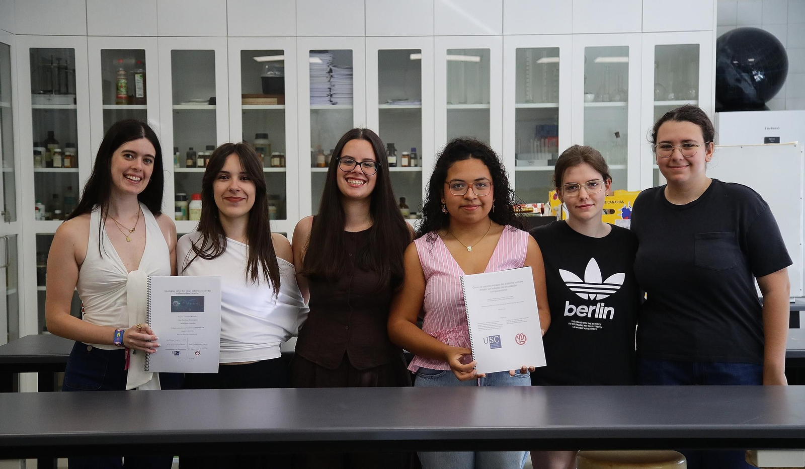 Uxia Martínez, Lucia Sáenz, Candela Alvarez, Keyla Pérez, Daniela Rodríguez e Iciar Vazquez.
