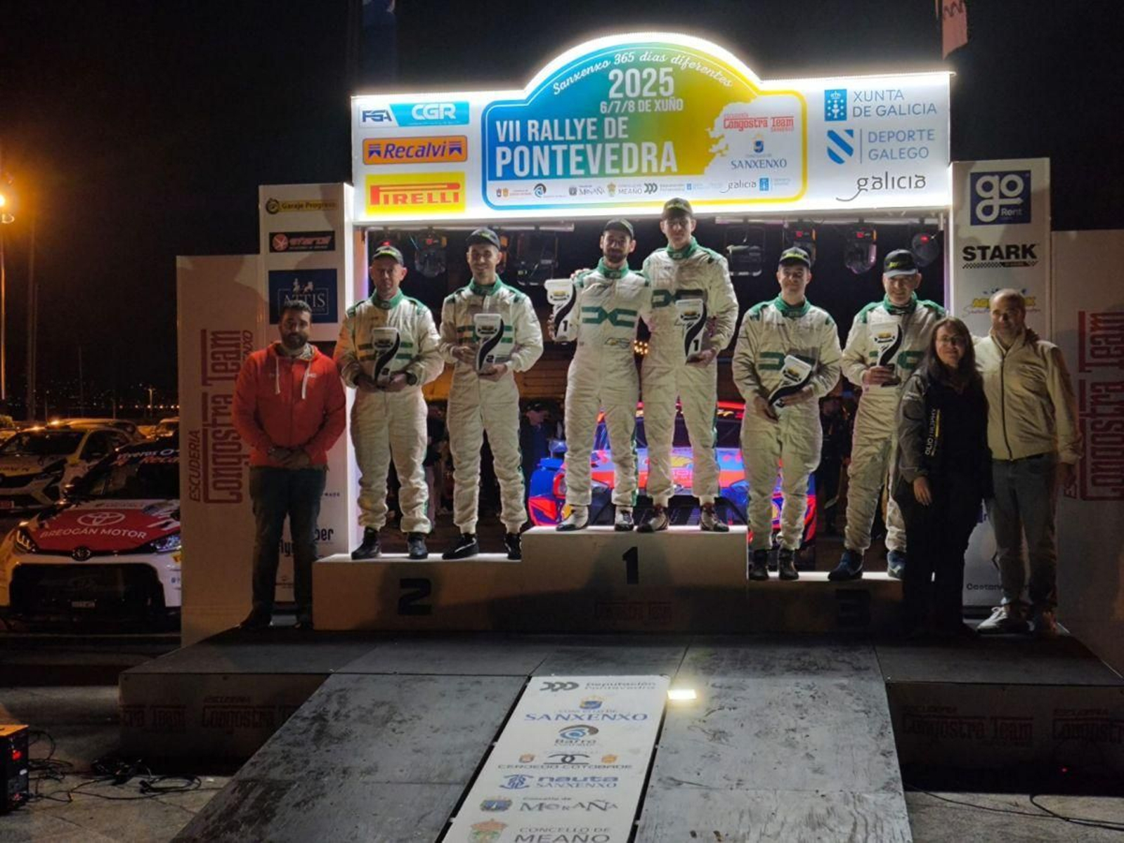 El podio en la Sandero Eco Cup del Rally de Pontevedra, con doble presencia ourensana.
