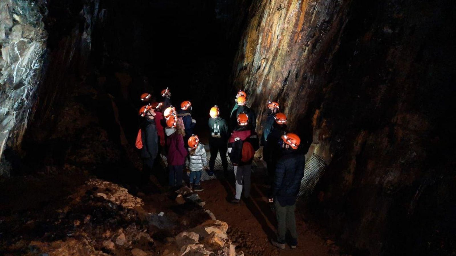 También se puede visitar parte de la mina durante la jornada.
