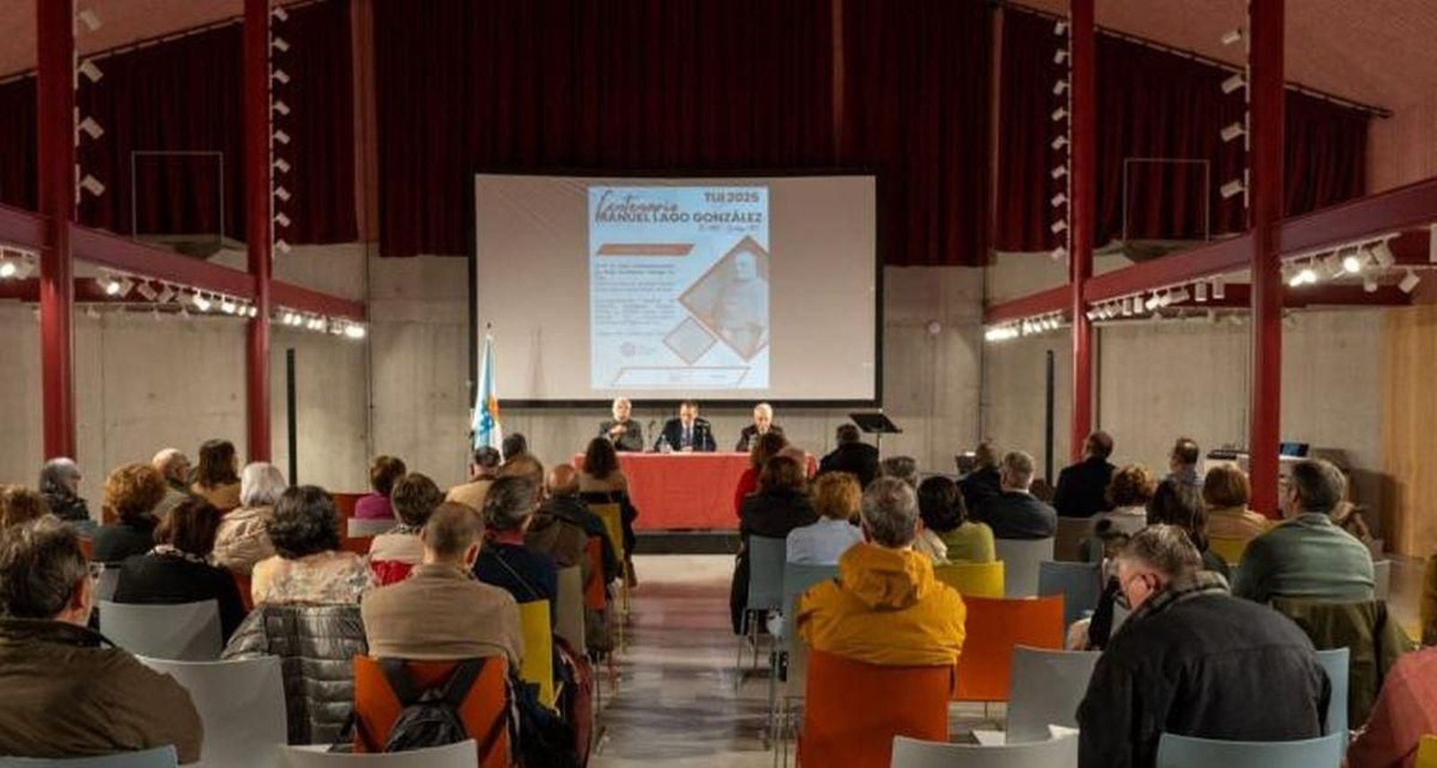 Un momento del acto de la RAG celebrado en Tui en memoria de Manuel Lago.