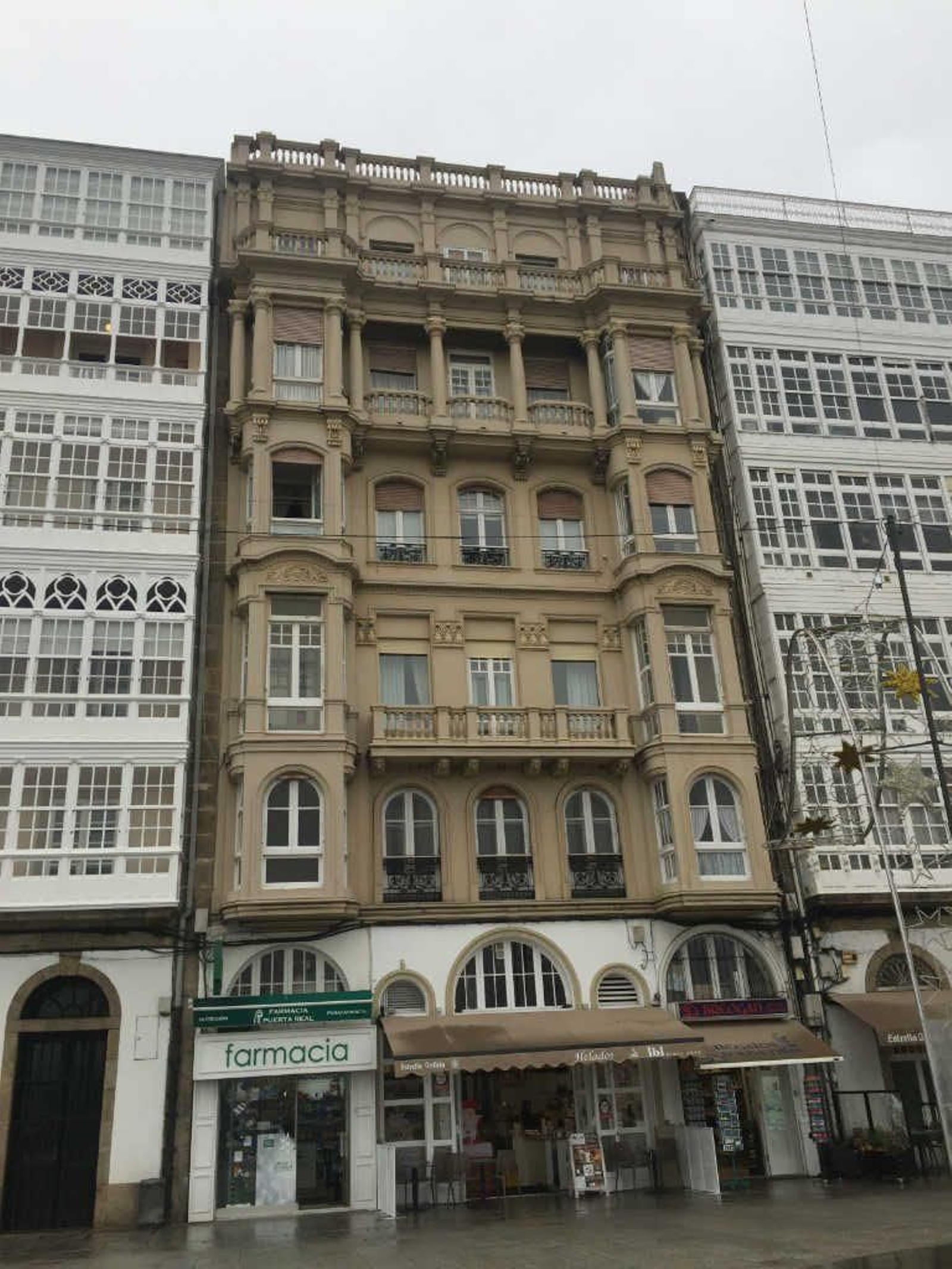 Edificios de viviendas en el centro de A Coruña.