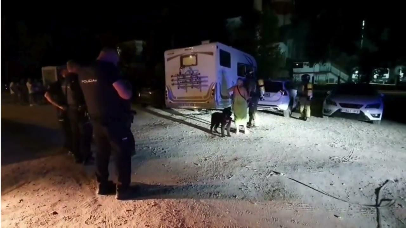Susto en Outariz al arder una autocaravana: "No contestaba nadie"