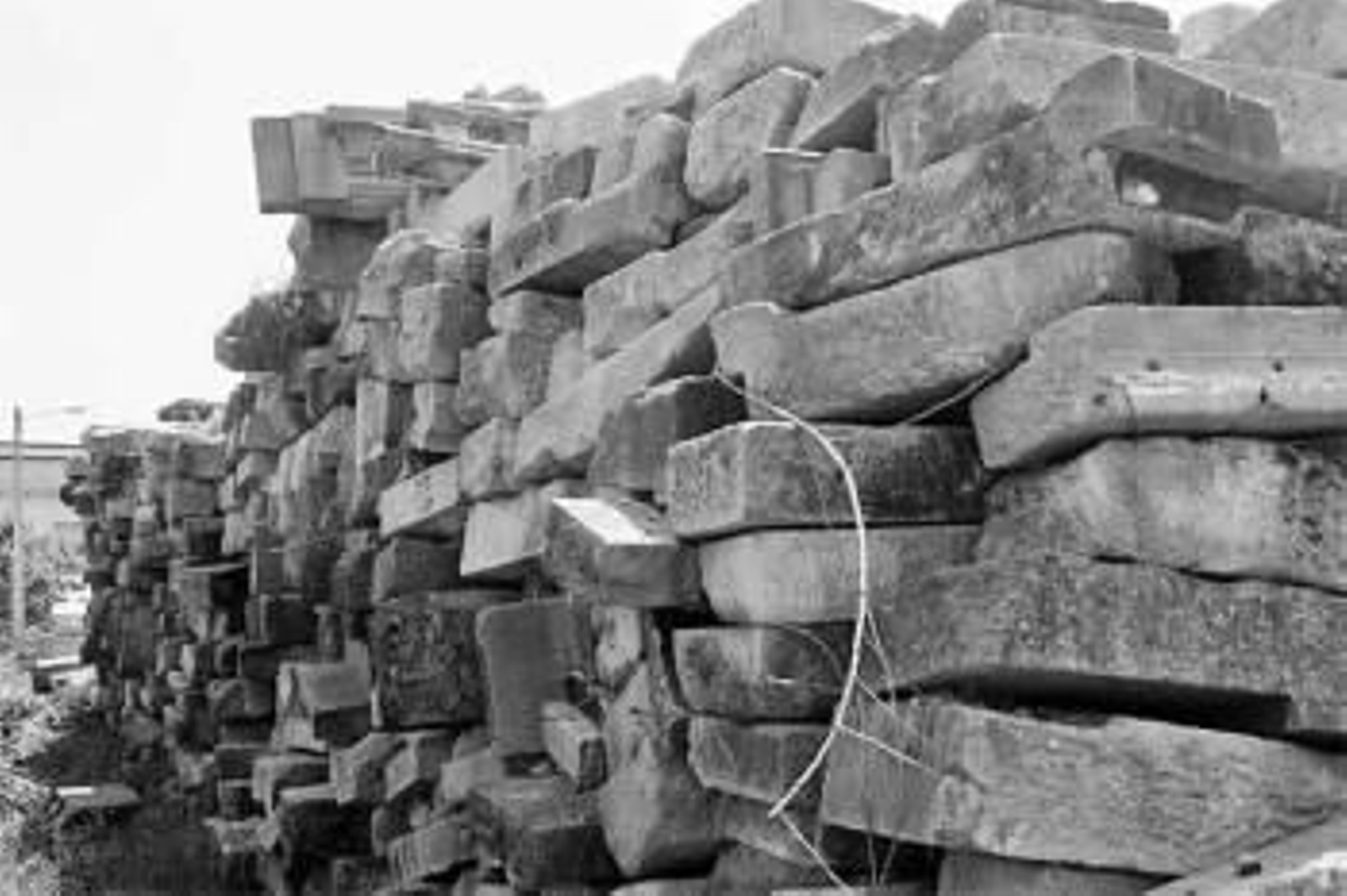 Piedras del Colegio Alemán.