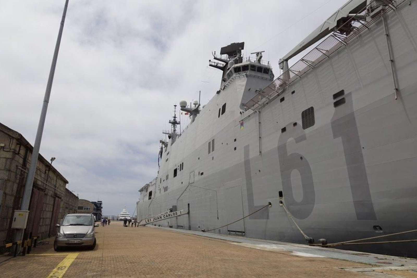 El portaviones Juan Carlos I en Vigo  (45) (1024x684)