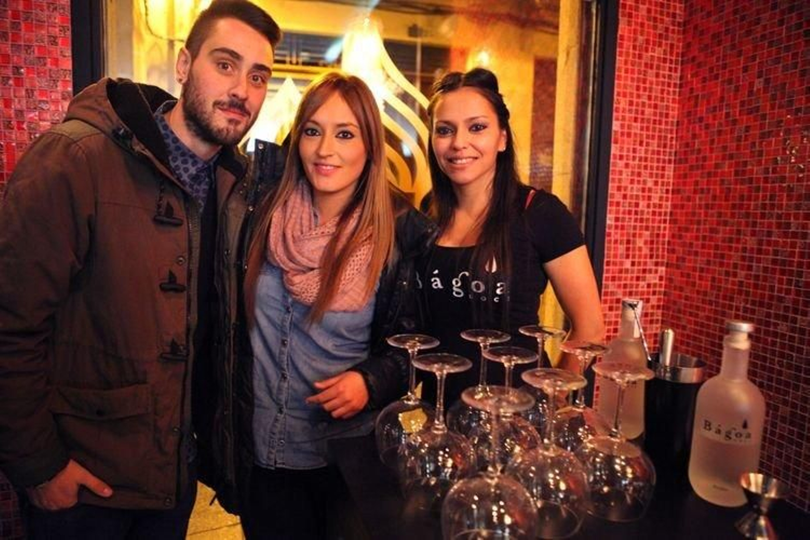 12.12.14.OURENSE.C.LUNA.INAGURACION.VODKA.BAR.MOSCOU. diego.alia.lorena.