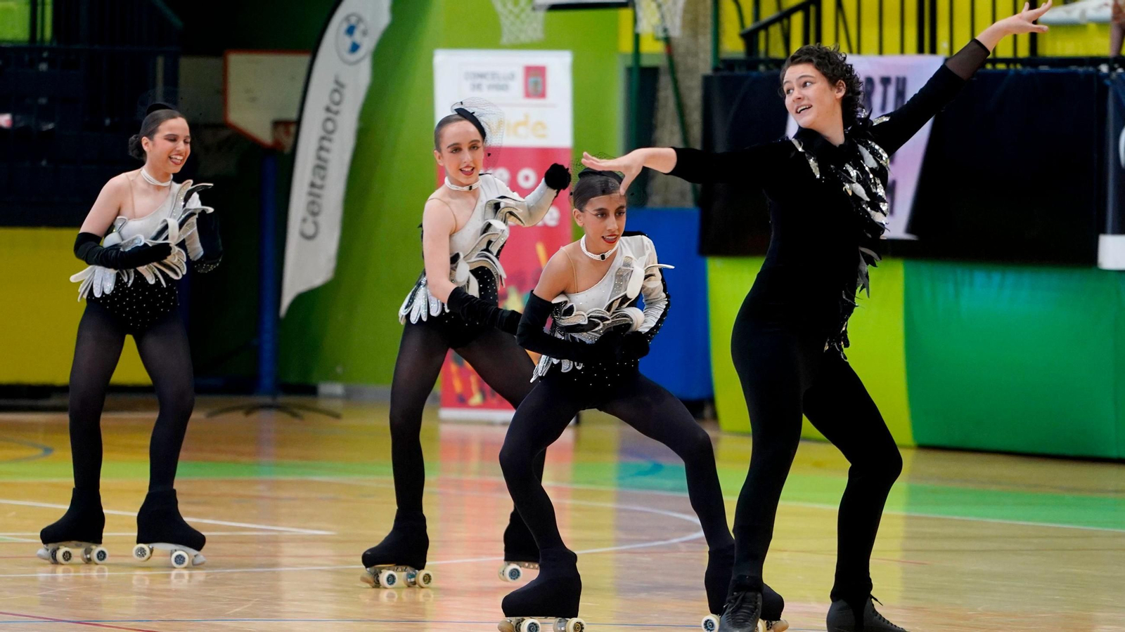 El pabellón de Navia acogió la jornada final del Trofeo Internacional Cidade de Vigo.