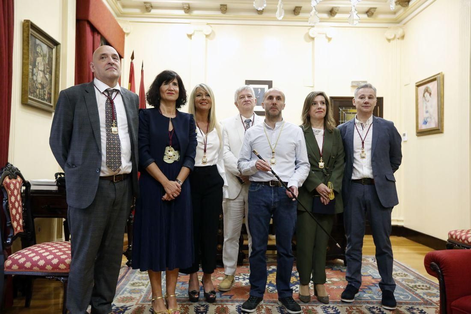 DO, el día de la investidura de Jácome. Solo quedan dos en el grupo. (Foto: Xesús Fariñas)