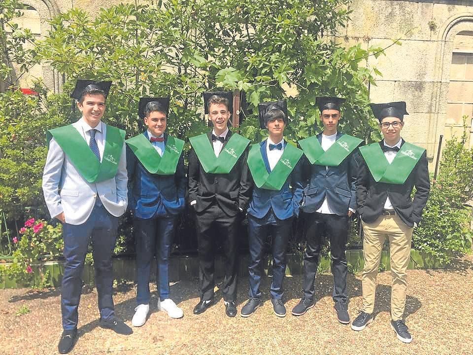 La graduación de 4º ESO se realiza como homenaje de despedida a los alumnos.