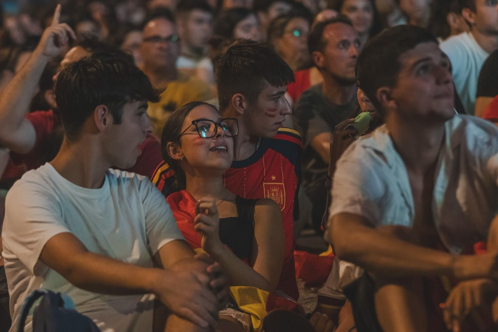 Galería | La ilusión por España en la semifinal tiñe de rojo la provincia de Ourense, en fotos