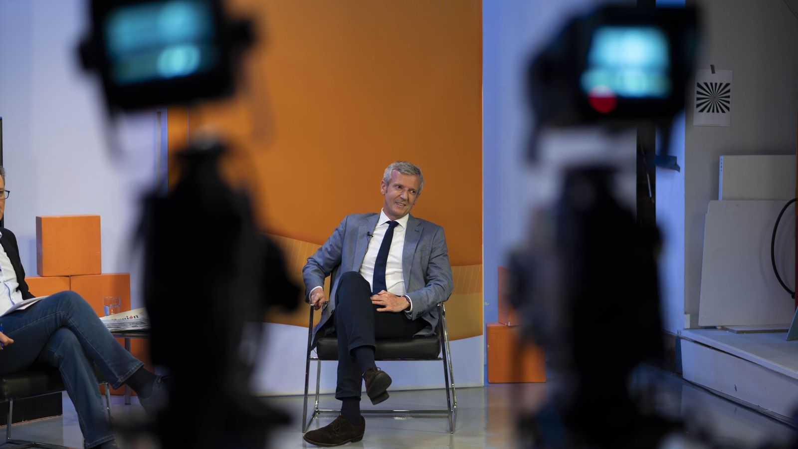 San Cibrao das Viñas 4/6/21 Entrevista a Alfonso Rueda en La Región  Fotos Martiño Pinal