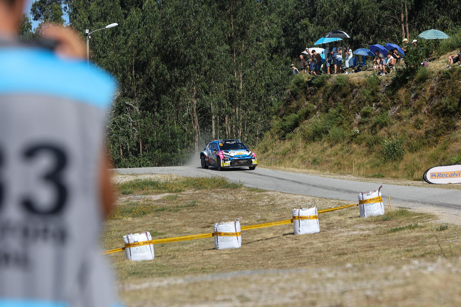 Galería | Los coches se apoderan de Vigo en el primer día del Rally Rías Baixas