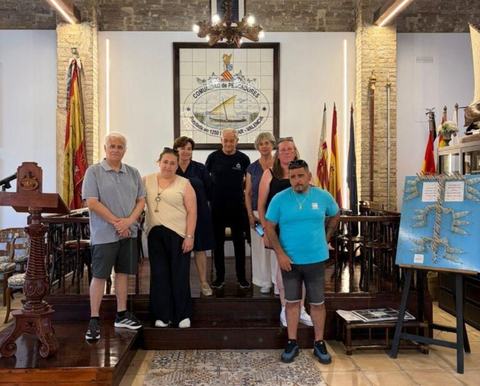 Nisi Otero y los otros patrones mayores en la visita a Valencia.