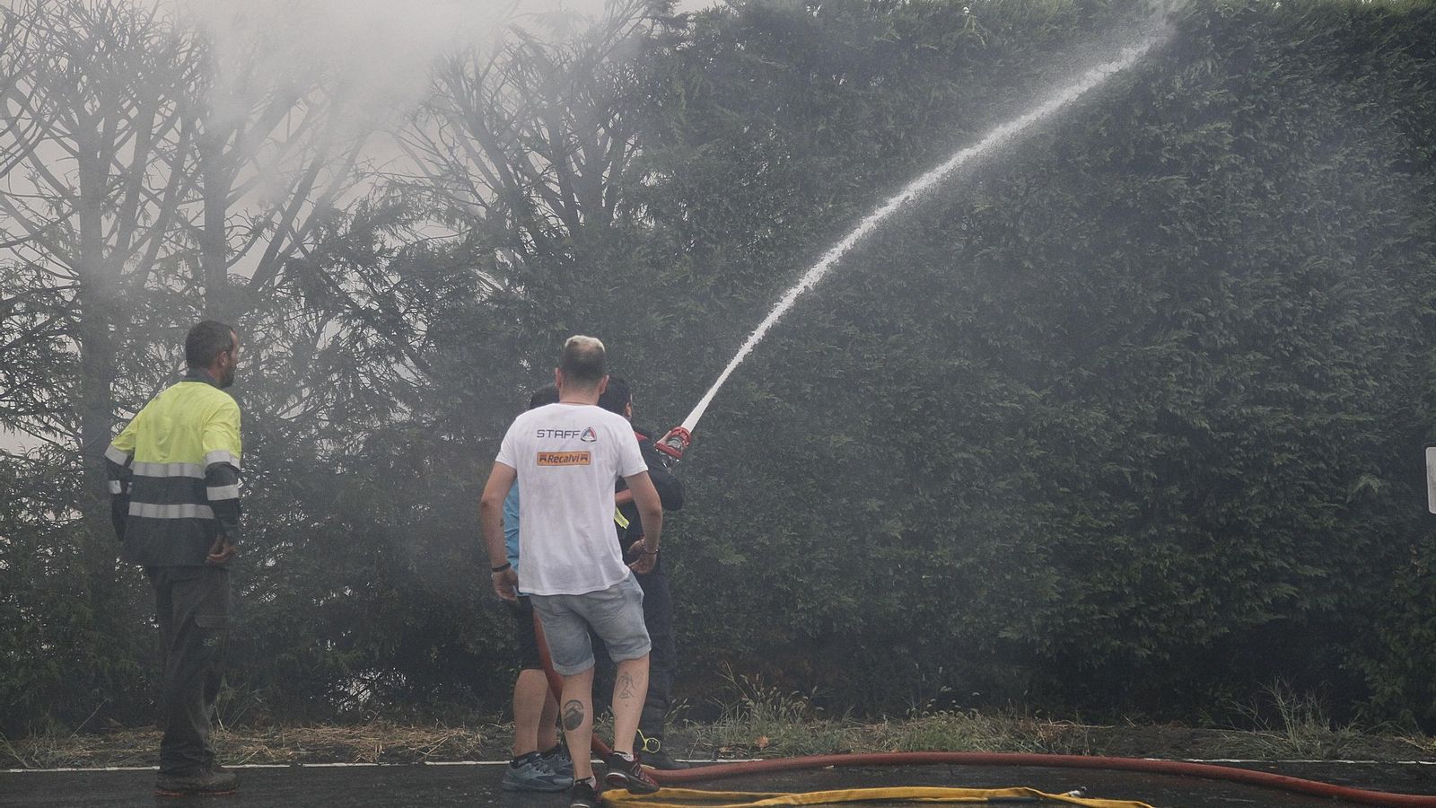 Galería | El fuego rodea Ourense