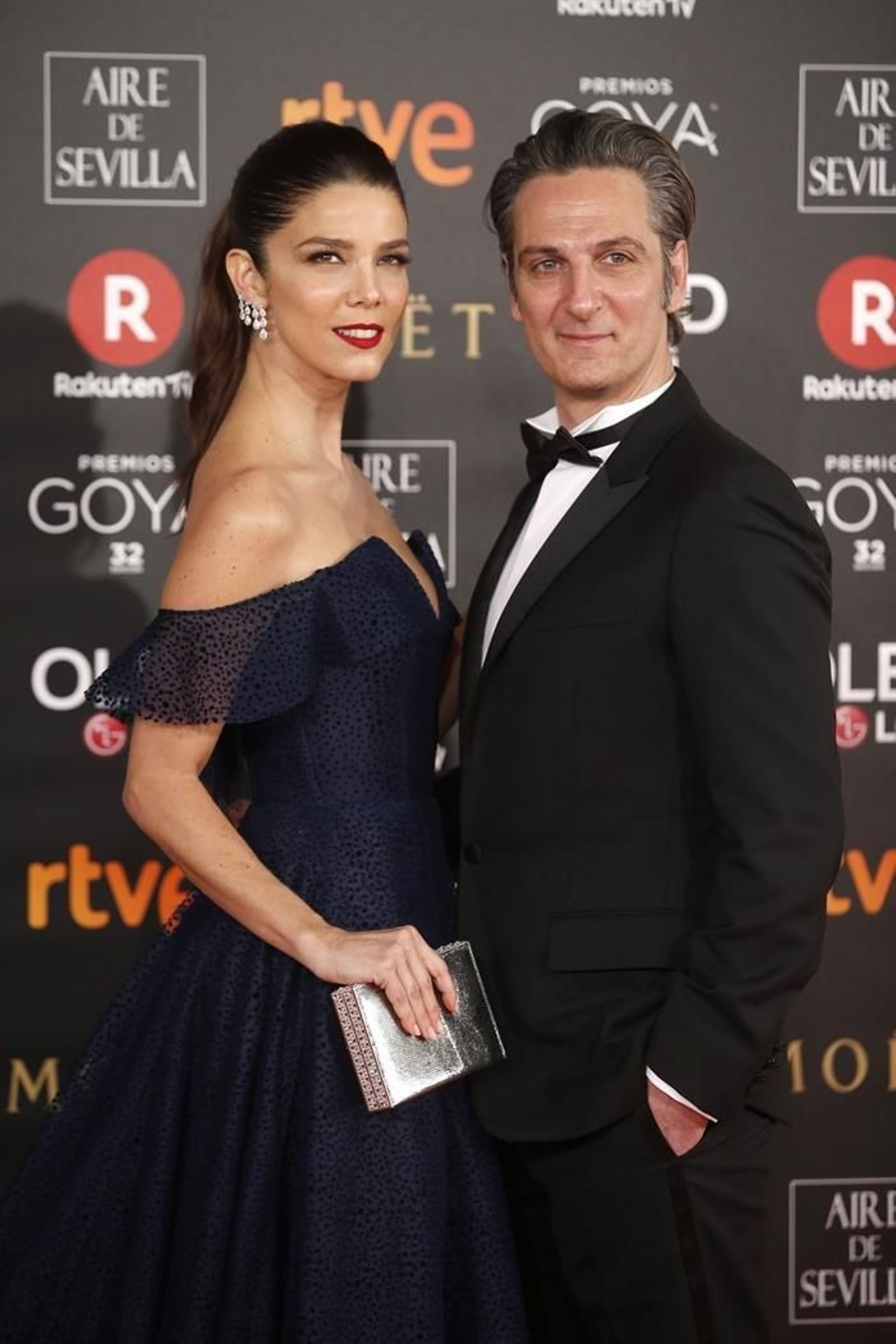 La actriz colombiana Juana Acosta y el actor Ernesto Alterio